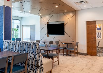 Holiday Inn Express, commercial millwork project
